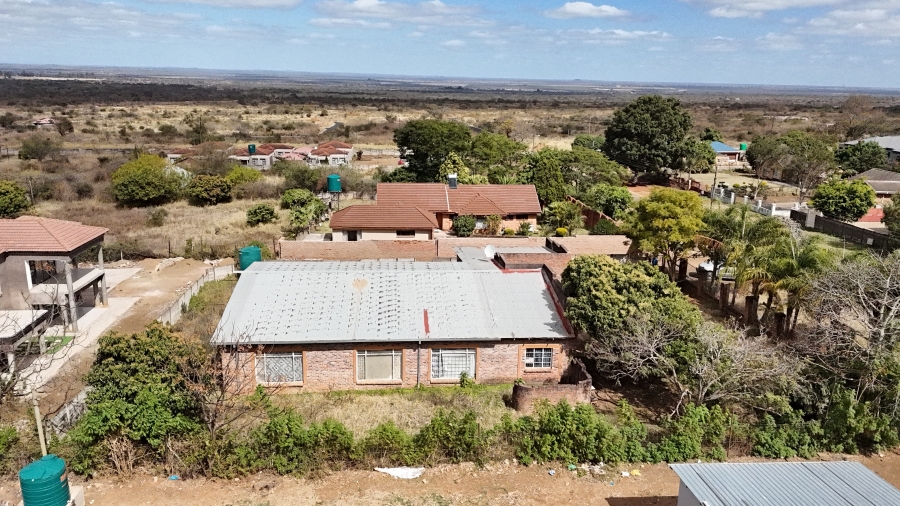6 Bedroom Property for Sale in Louis Trichardt Limpopo
