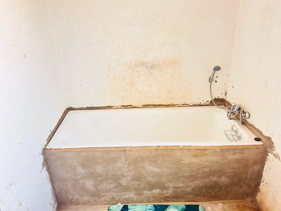 4 Bedroom Property for Sale in Tshikota Limpopo