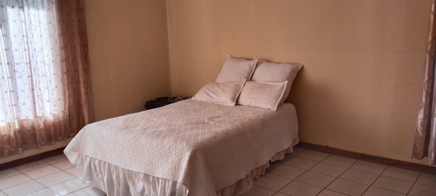 3 Bedroom Property for Sale in Fauna Park Limpopo
