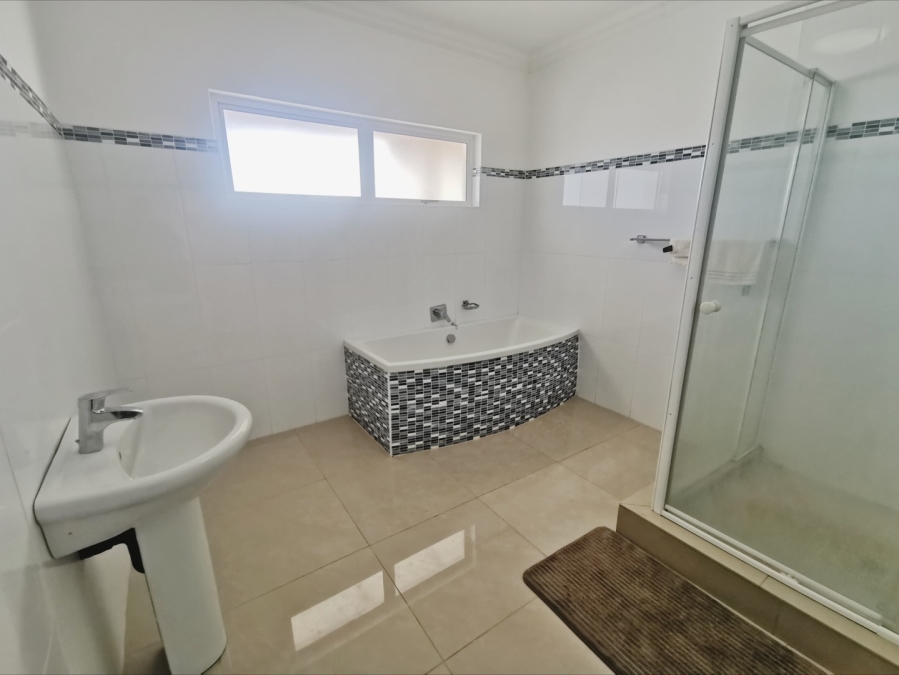 5 Bedroom Property for Sale in Bendor Limpopo