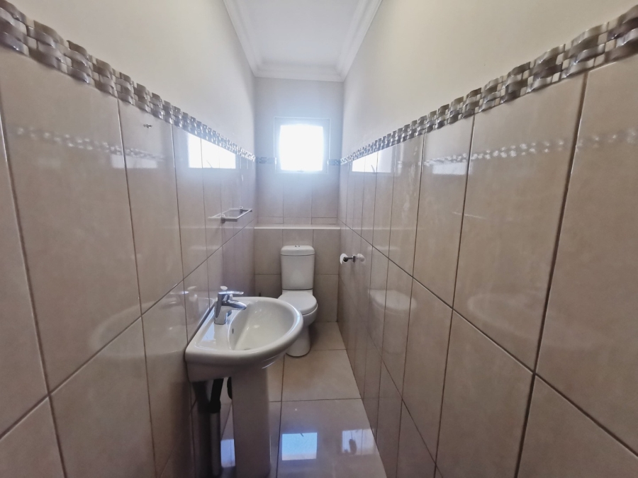 5 Bedroom Property for Sale in Bendor Limpopo