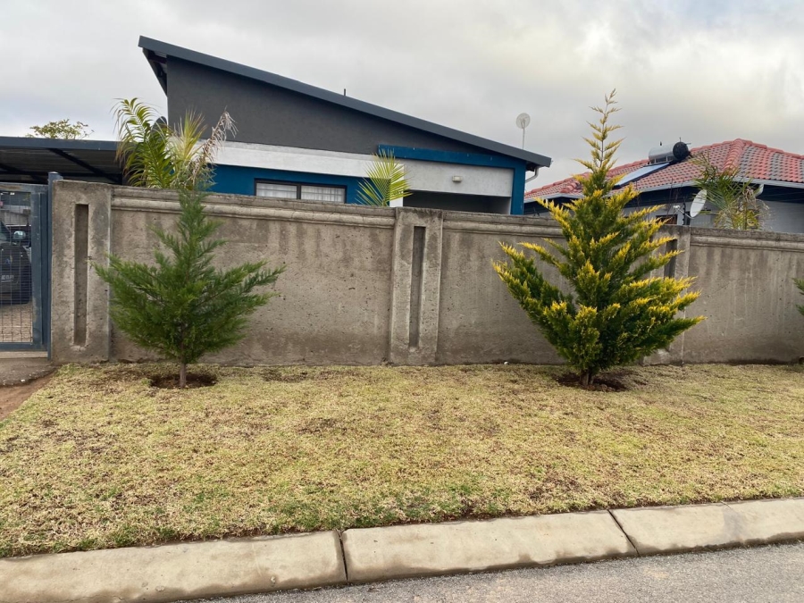 2 Bedroom Property for Sale in Southern Gateway Limpopo