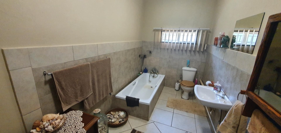 3 Bedroom Property for Sale in Mookgopong Limpopo