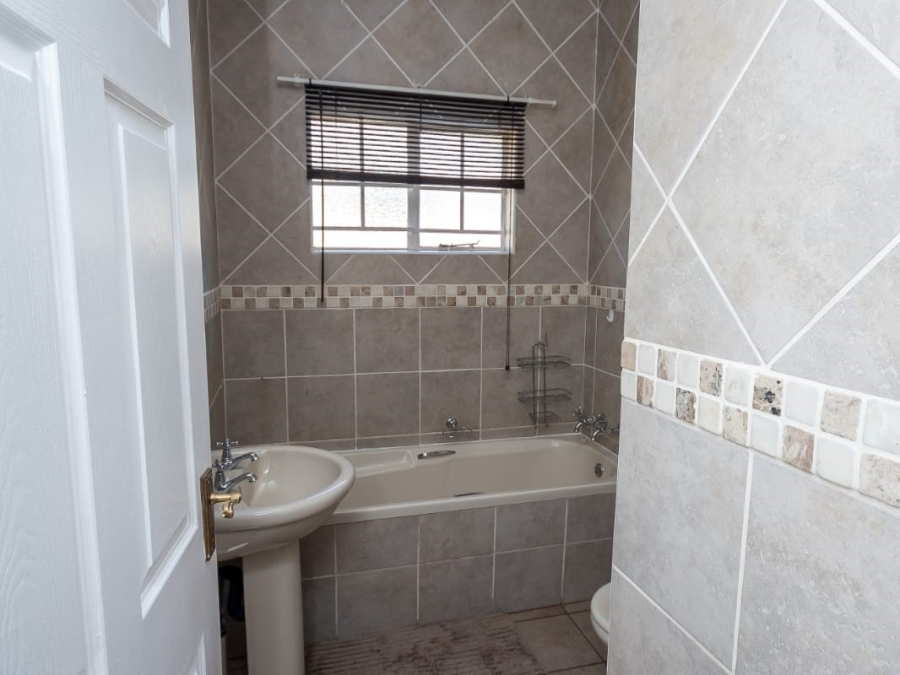 To Let 3 Bedroom Property for Rent in Mokopane Central Limpopo