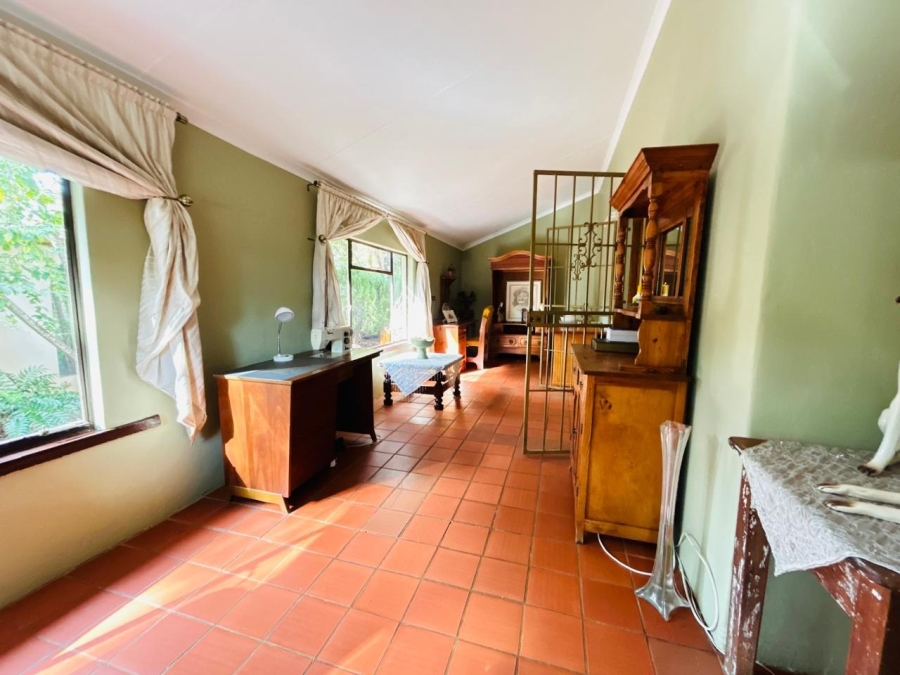 6 Bedroom Property for Sale in Impala Park Limpopo
