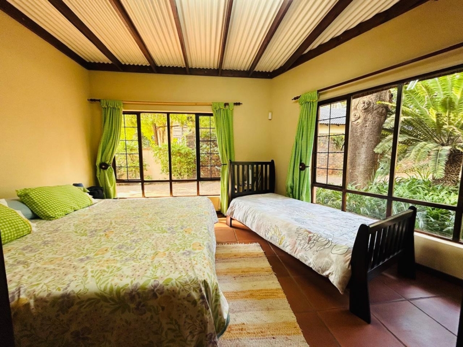 6 Bedroom Property for Sale in Impala Park Limpopo