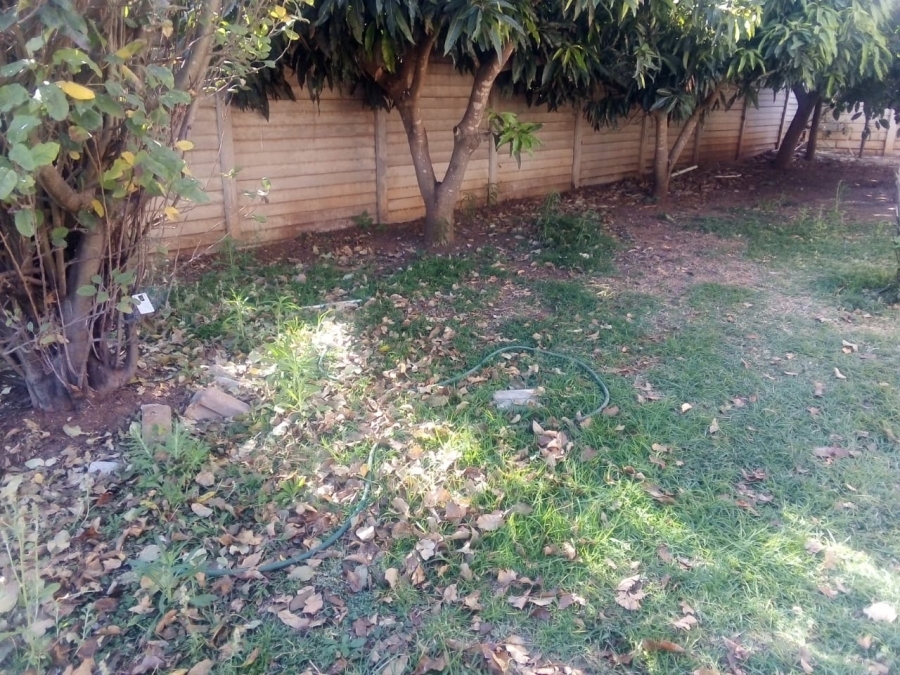 4 Bedroom Property for Sale in Flora Park Limpopo
