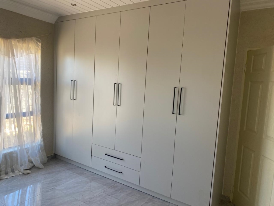 3 Bedroom Property for Sale in Mahlasedi Park Limpopo