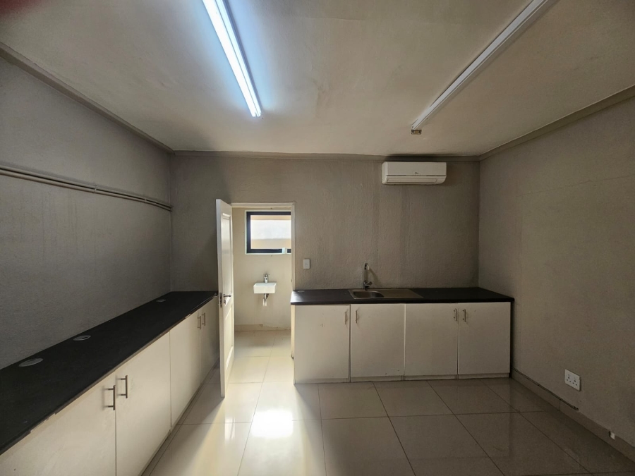 To Let commercial Property for Rent in Hoedspruit Limpopo