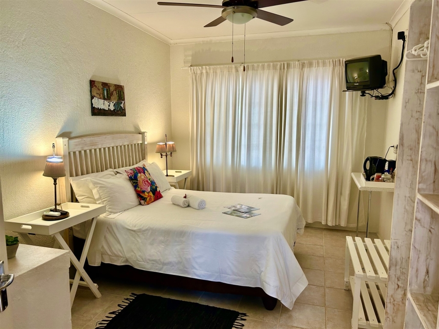 7 Bedroom Property for Sale in Hoedspruit Limpopo