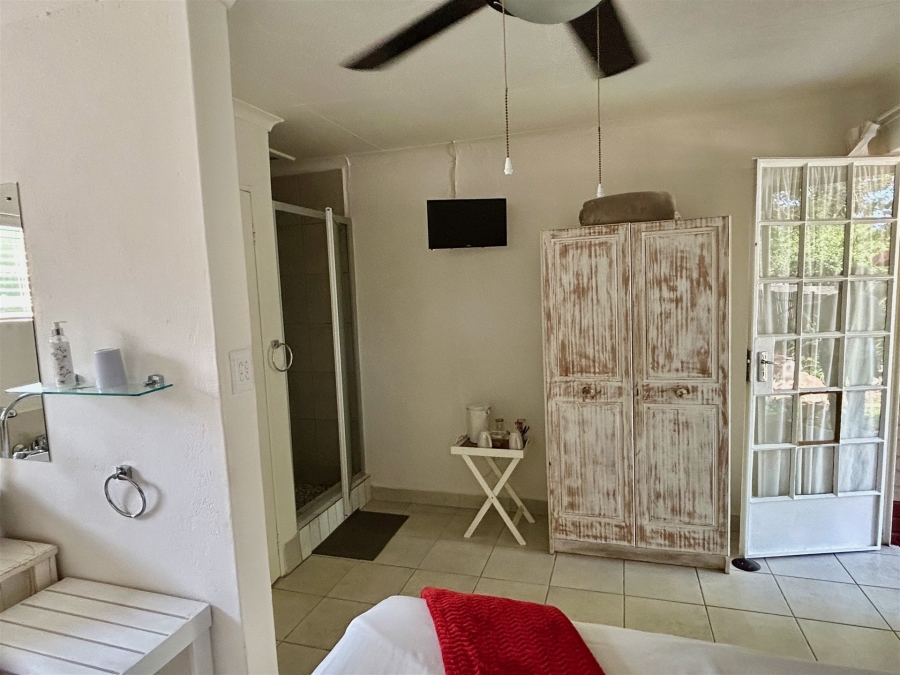 7 Bedroom Property for Sale in Hoedspruit Limpopo