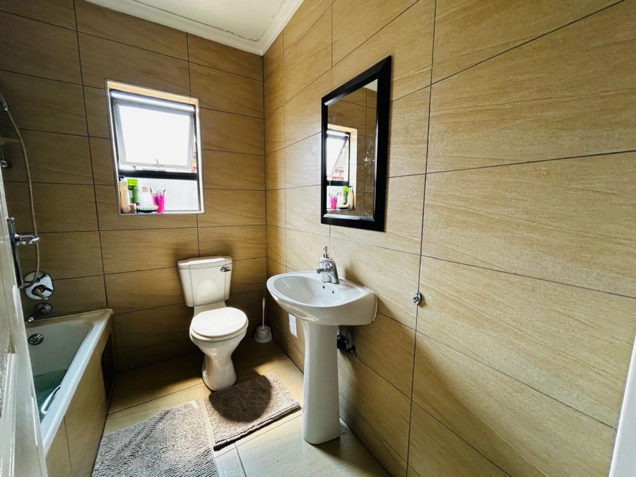 2 Bedroom Property for Sale in Mokopane Central Limpopo