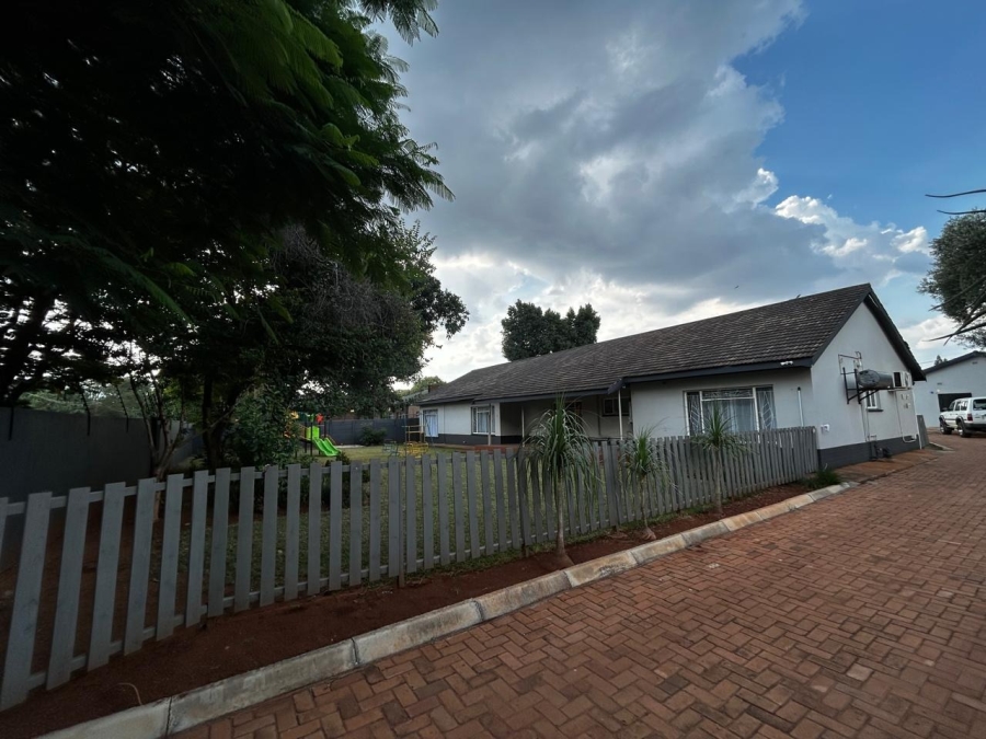 5 Bedroom Property for Sale in Mokopane Central Limpopo