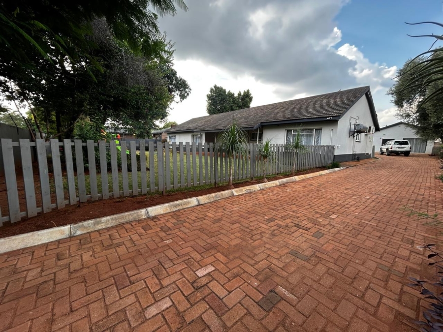 5 Bedroom Property for Sale in Mokopane Central Limpopo