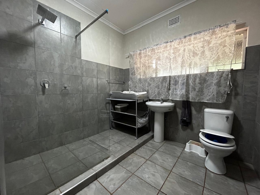 5 Bedroom Property for Sale in Mokopane Central Limpopo