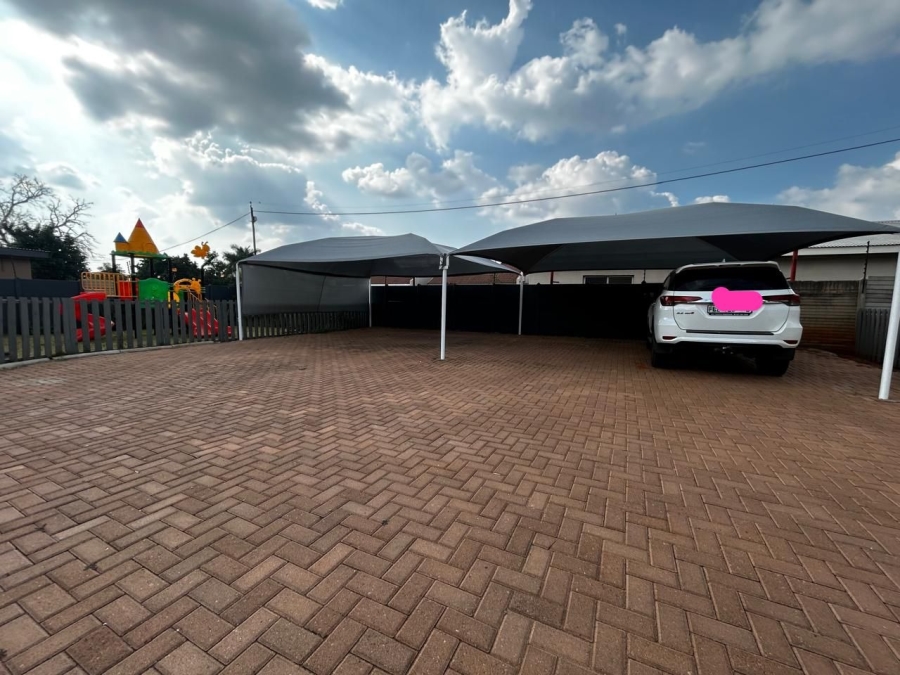 5 Bedroom Property for Sale in Mokopane Central Limpopo