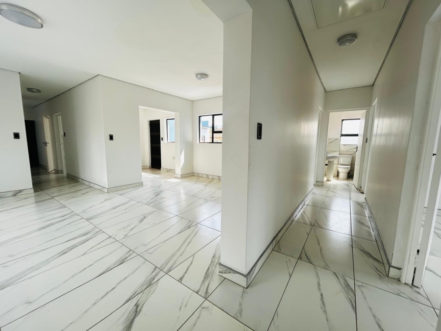8 Bedroom Property for Sale in Chroompark Limpopo