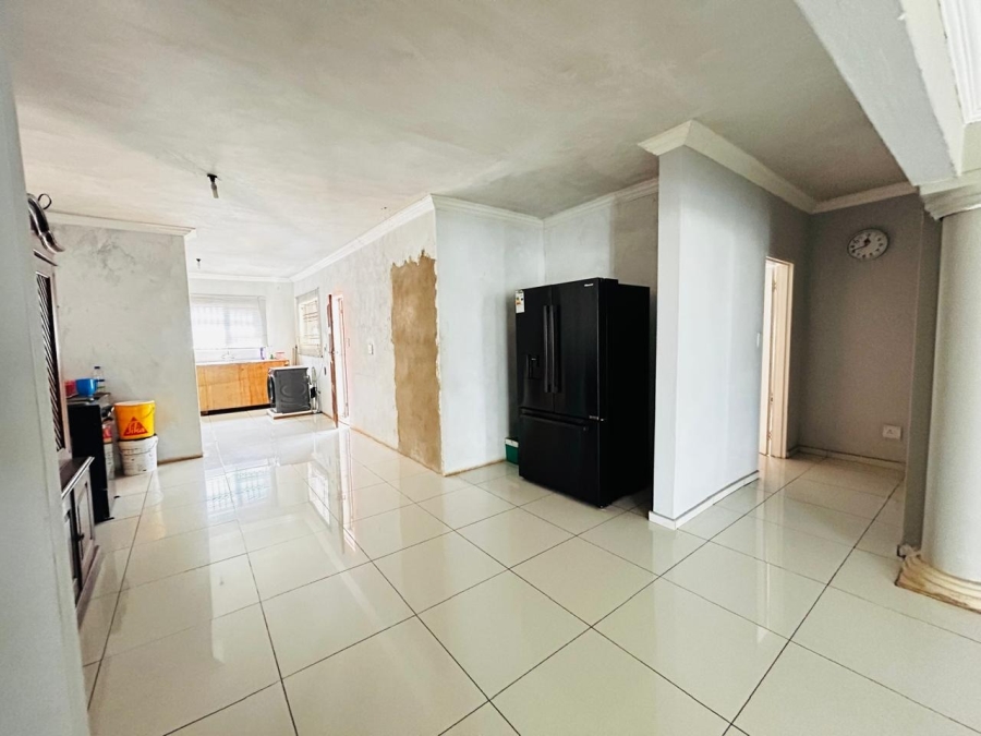 3 Bedroom Property for Sale in Chroompark Limpopo