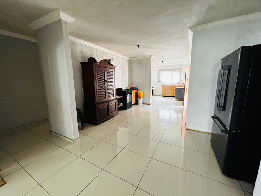 3 Bedroom Property for Sale in Chroompark Limpopo