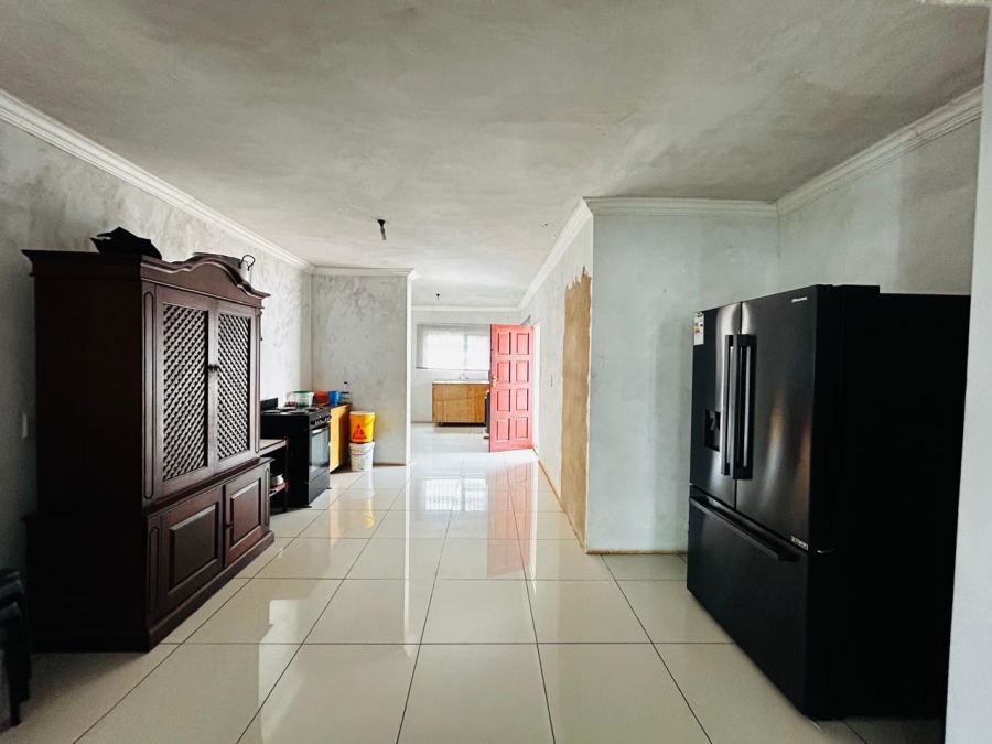 3 Bedroom Property for Sale in Chroompark Limpopo