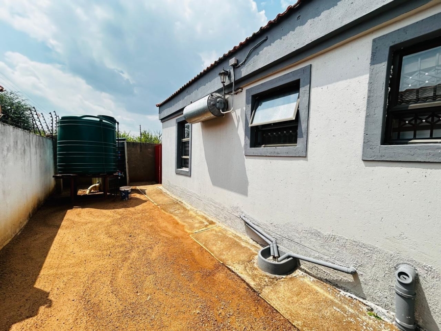3 Bedroom Property for Sale in Chroompark Limpopo