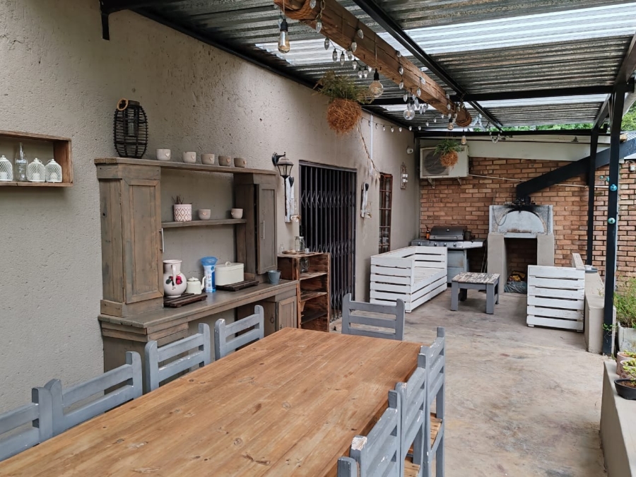 6 Bedroom Property for Sale in Myngenoegen A H Limpopo