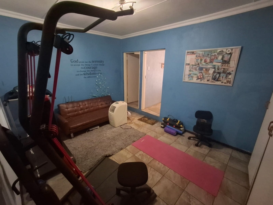 6 Bedroom Property for Sale in Myngenoegen A H Limpopo