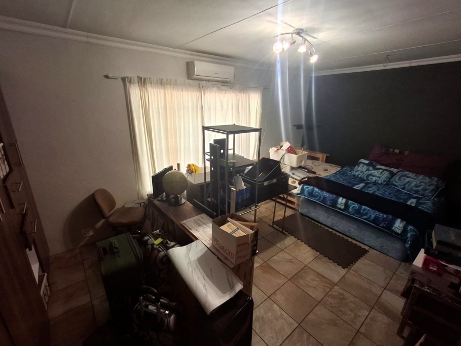 6 Bedroom Property for Sale in Myngenoegen A H Limpopo