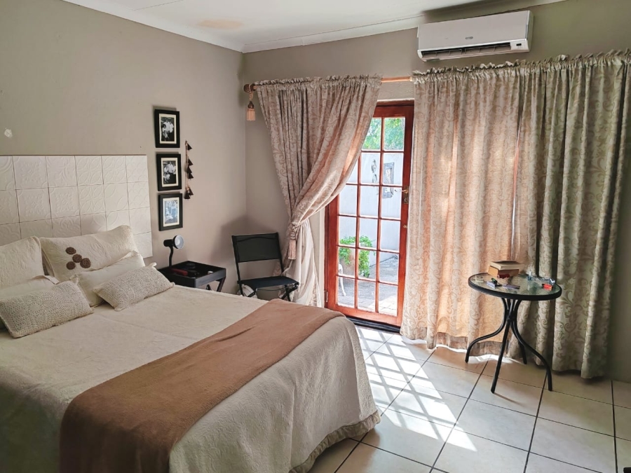 6 Bedroom Property for Sale in Myngenoegen A H Limpopo