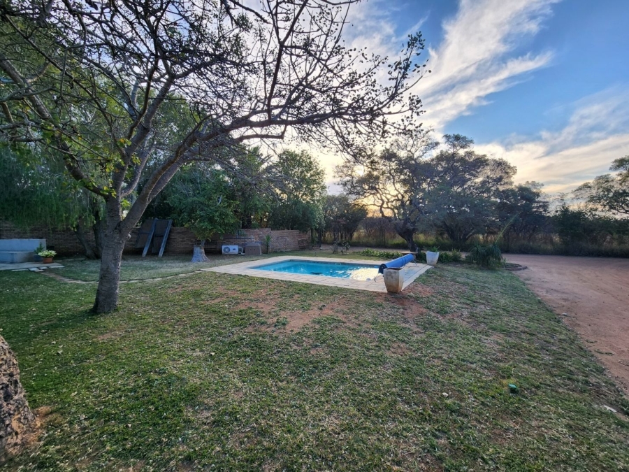 6 Bedroom Property for Sale in Myngenoegen A H Limpopo