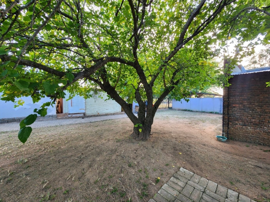 6 Bedroom Property for Sale in Myngenoegen A H Limpopo