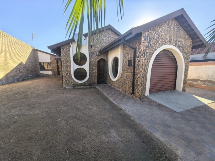 5 Bedroom Property for Sale in Mankweng Limpopo