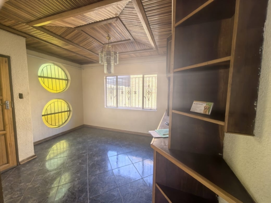 5 Bedroom Property for Sale in Mankweng Limpopo