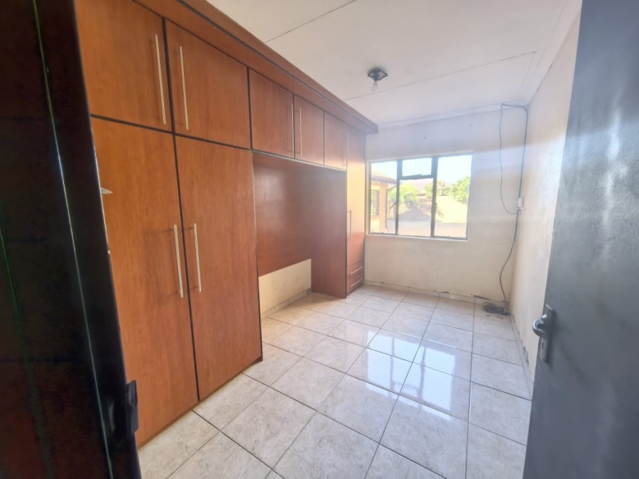 5 Bedroom Property for Sale in Mankweng Limpopo