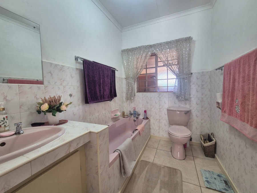 3 Bedroom Property for Sale in Mookgopong Limpopo