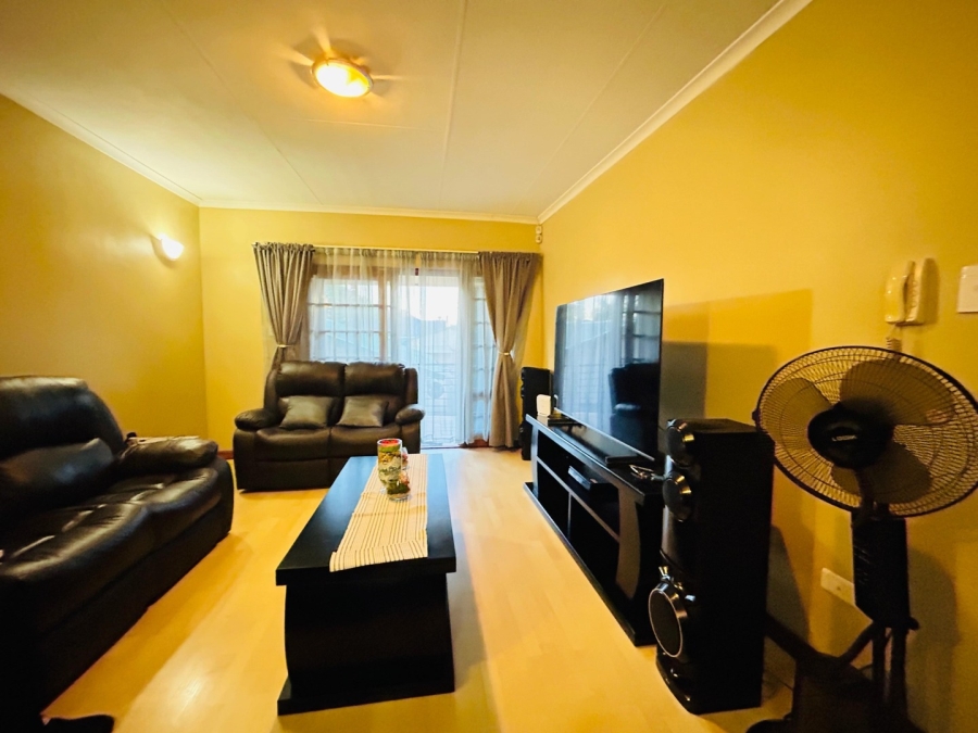 2 Bedroom Property for Sale in Mokopane Central Limpopo