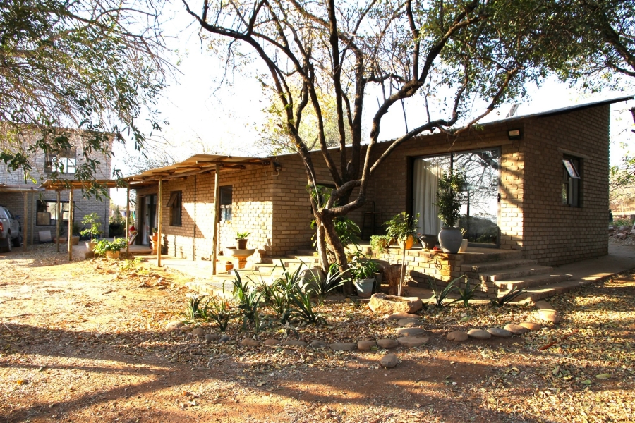 5 Bedroom Property for Sale in Liverpool Limpopo