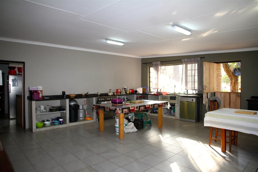 5 Bedroom Property for Sale in Liverpool Limpopo