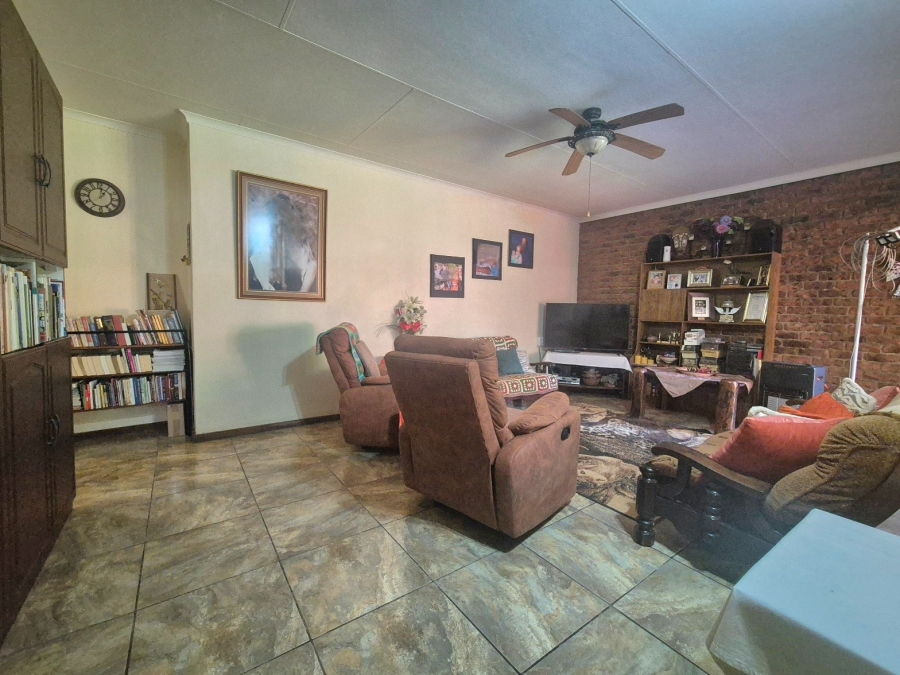 3 Bedroom Property for Sale in Mookgopong Limpopo