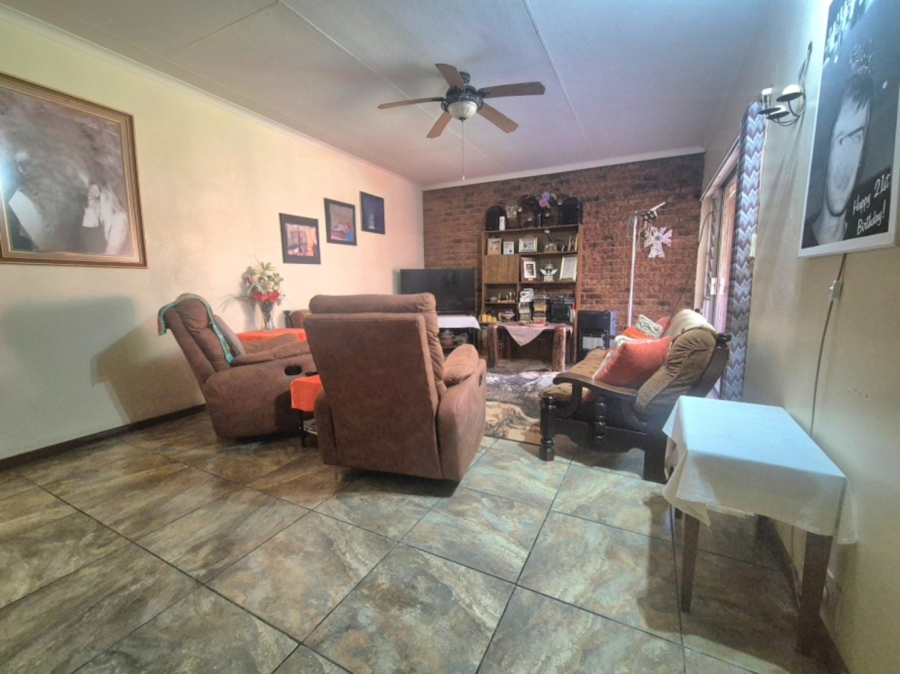 3 Bedroom Property for Sale in Mookgopong Limpopo