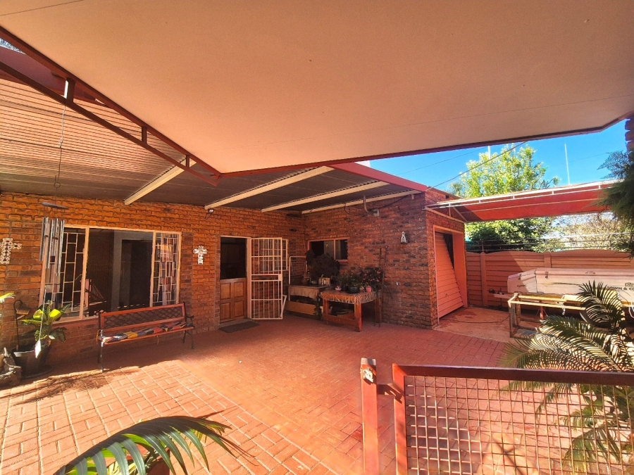 3 Bedroom Property for Sale in Mookgopong Limpopo
