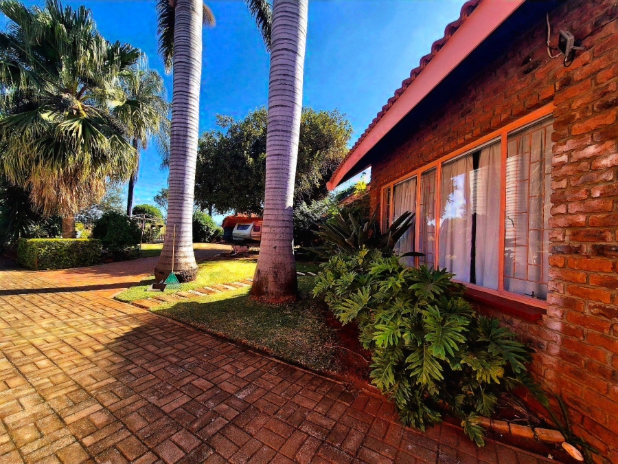 3 Bedroom Property for Sale in Mookgopong Limpopo