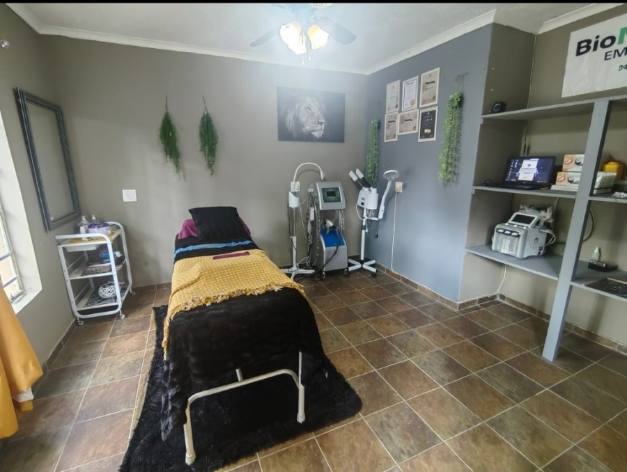 4 Bedroom Property for Sale in Phalaborwa Limpopo