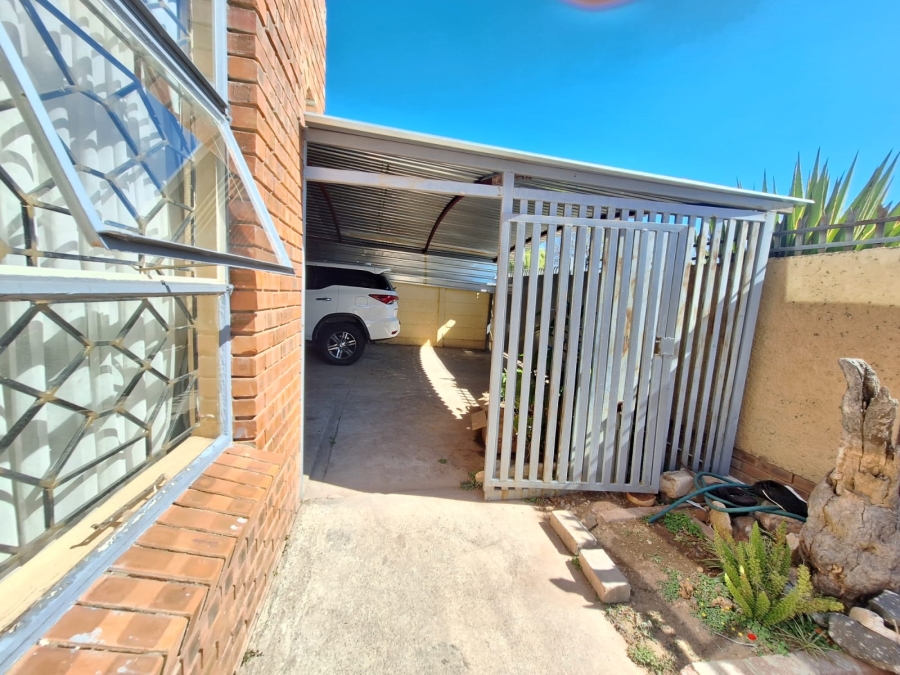 3 Bedroom Property for Sale in Bendor Limpopo