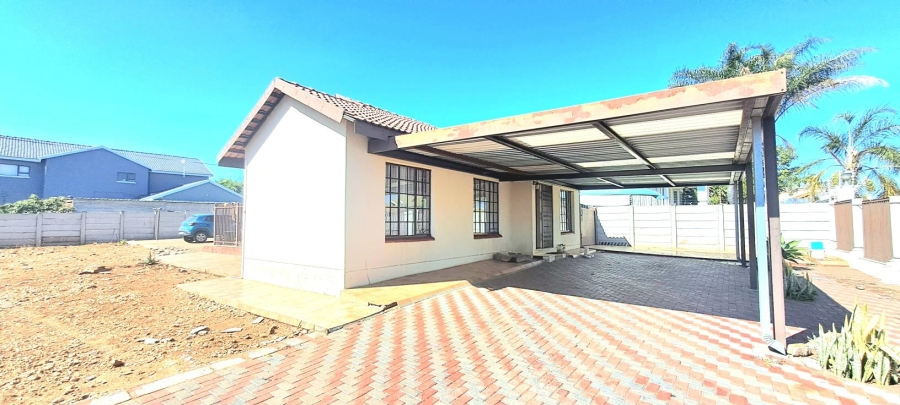 3 Bedroom Property for Sale in Flora Park Limpopo