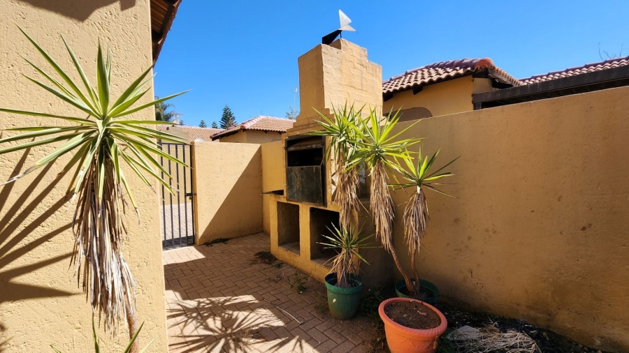 3 Bedroom Property for Sale in Bendor Limpopo