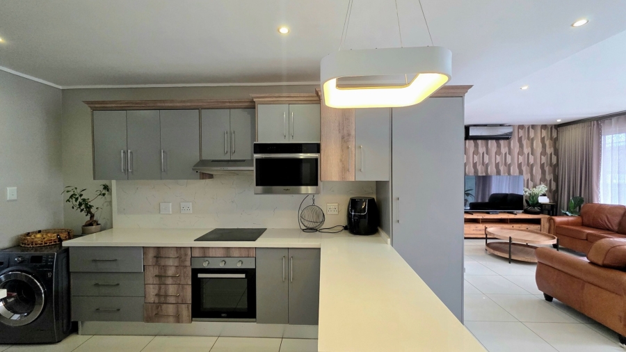 To Let 3 Bedroom Property for Rent in Bendor Limpopo