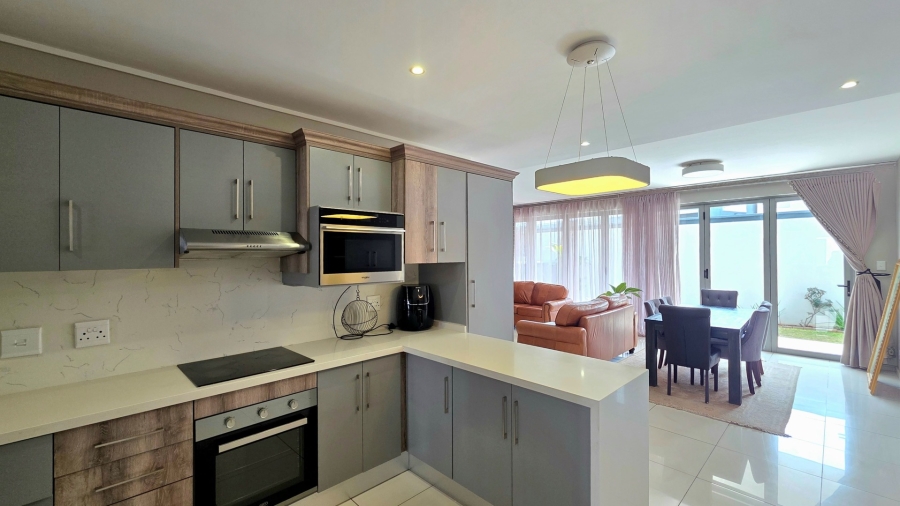 To Let 3 Bedroom Property for Rent in Bendor Limpopo