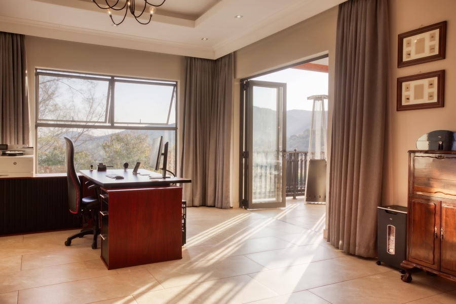 5 Bedroom Property for Sale in Louis Trichardt Limpopo