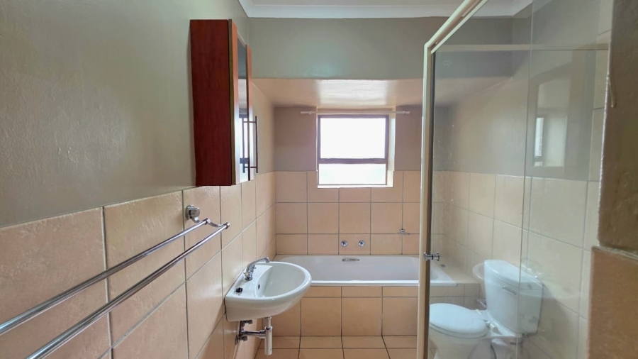 2 Bedroom Property for Sale in Bendor Limpopo
